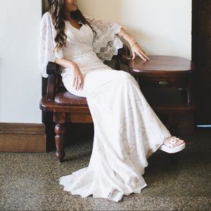 Sandy By Theia Wedding Dress size 6